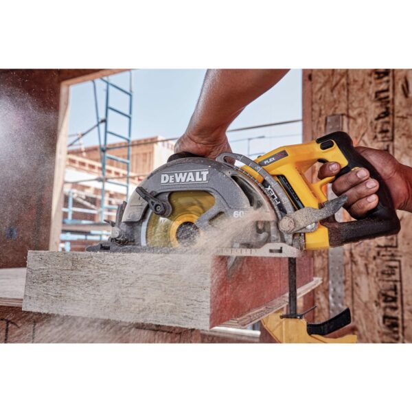 DeWalt 60V MAX 7-1/4 in. Cordless Brushless Worm Drive Circular Saw Tool Only - Image 4