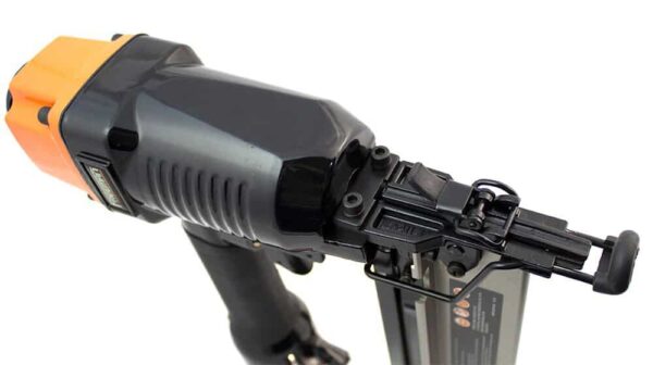 2.5-in 16-Gauge Pneumatic Finish Nailer - Image 3