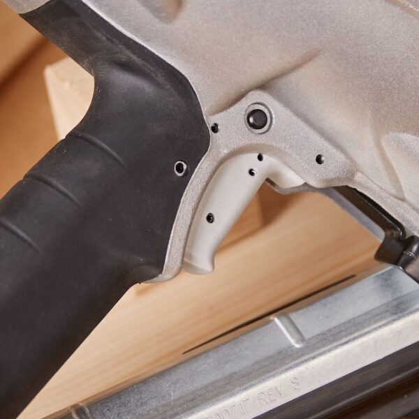 Paslode F350S 30-Degree Pneumatic Framing Nail Gun (Nailer) - Image 3