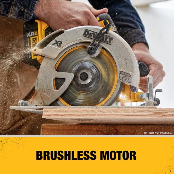 XR 20-volt Max 7-1/4-in Brushless Cordless Circular Saw Kit Circular Saw (1-Battery and Charger Included) - Image 5