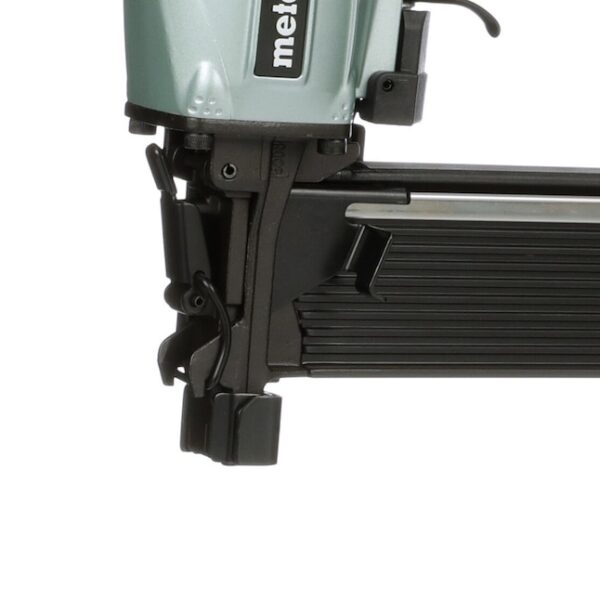 HPT N5008AC2M 16-Gauge 7/16-in Medium Crown Construction Stapler, Pneumatic - Image 4