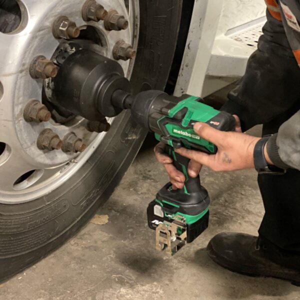 HPT MultiVolt 36-volt Variable Speed Brushless 3/4-in square Drive Hybrid Cordless and Corded Impact Wrench (Tool only) - Image 5