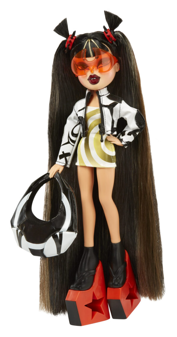 Bratz x Mowalola Special Edition Designer Jade Fashion Doll with 2 Outfits - Image 4