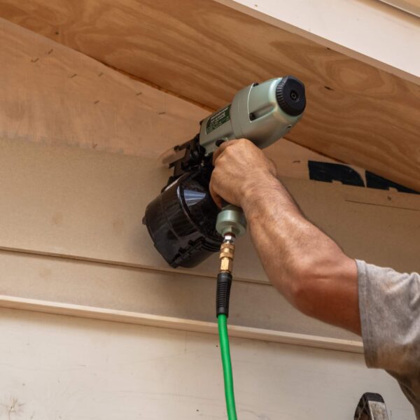 HPT 2.5-in 15-Degree Pneumatic Siding Nailer - Image 10