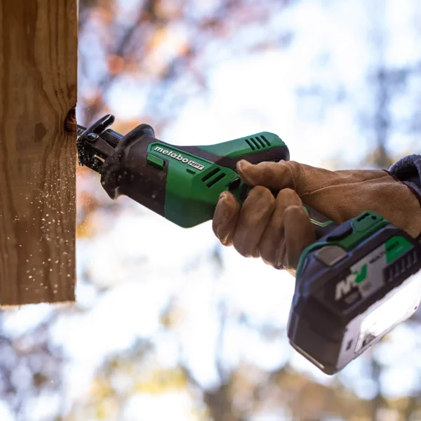 HPT Reciprocating Saw CR18DAQ4M MultiVolt 18-volt Variable Speed Cordless | One-Handed Design (Tool Only) - Image 7
