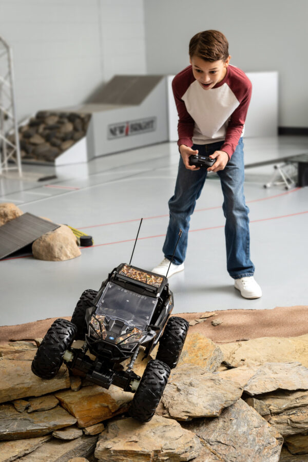 New Bright (1:5) Polaris RZR XP Pro 12.8V Battery Radio Control ATV 2.4GHz, 60875U - Image 5