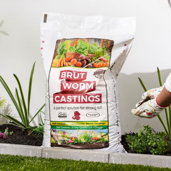 Organic Worm Castings Soil Builder, 30 Pound Bag (10 Pack) - Image 11