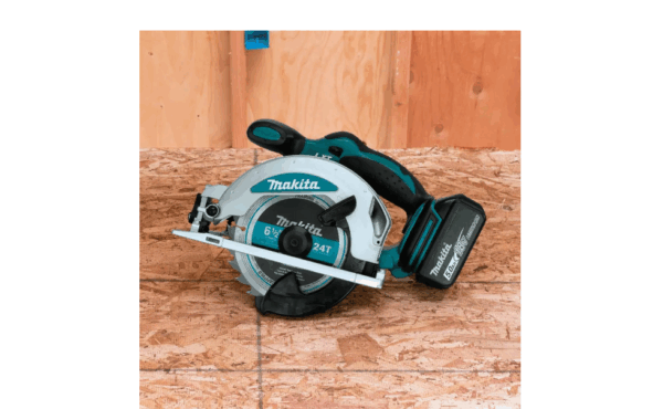 XSS01T 18-Volt 5.0 Ah LXT Lithium-Ion Cordless 6-1/2 in. Circular Saw Kit - Image 3