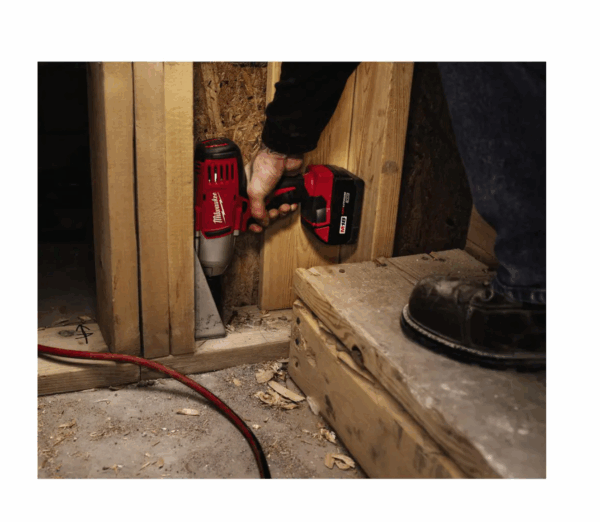 2663-20-48-59-1850 M18 18V Lithium-Ion Cordless 1/2 in. Impact Wrench W/ Friction Ring W/ (1) 5.0Ah Battery and Charger - Image 4