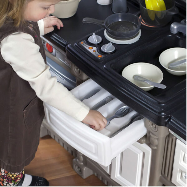 Lifestyle Dream Kitchen Toddler Play Kitchen Set - Image 9