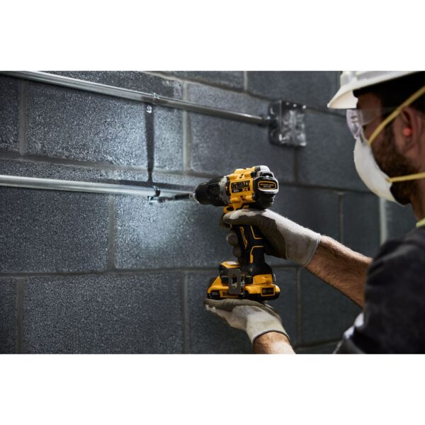 20V MAX XR Brushless Cordless 1/2-in Hammer Drill/Driver Kit - Image 14