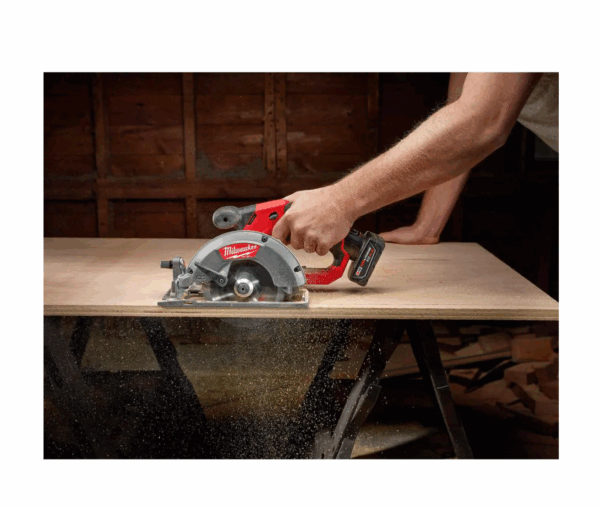 2530-20-48-11-2440 M12 FUEL 12V Lithium-Ion Brushless 5-3/8 in. Cordless Circular Saw with 4.0 Ah M12 Battery - Image 6