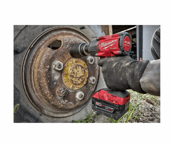2960-20-2962-20 M18 FUEL GEN-2 18V Lithium-Ion Mid Torque Brushless Cordless 3/8 in. and 1/2 in Impact Wrench (2-Tool) - Image 6