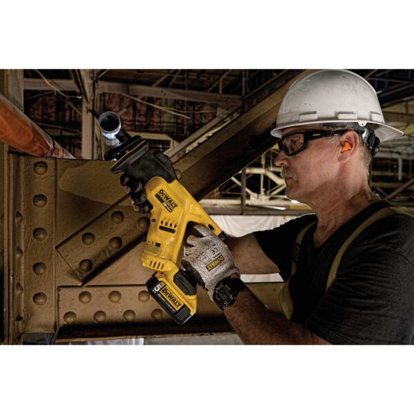 DCS387P1 20-volt Max Variable Speed Cordless Reciprocating Saw (Charger Included and Battery Included) - Image 6