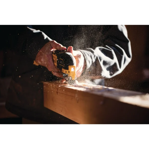 DCS356B Cordless Brushless 20-volt Max Variable Speed Oscillating Multi-Tool Kit - Image 2
