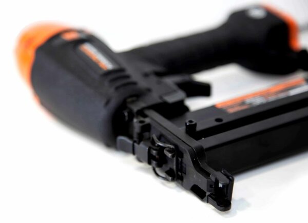 2-in 18-Gauge Pneumatic Flooring Nailer - Image 2