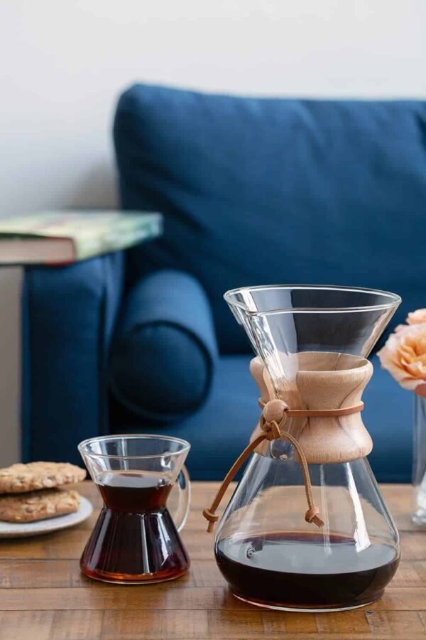 Chemex Pour-Over Glass Coffeemaker   Classic Series   6-Cup   Exclusive Packaging - Image 7