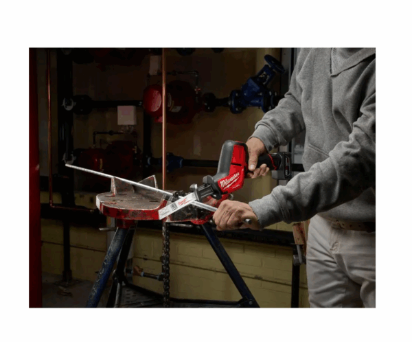 2520-21XC-2415-20 M12 FUEL 12-Volt Lithium-Ion Brushless Cordless HACKZALL Reciprocating Saw Kit with M12 3/8 in. Right Angle Drill - Image 8