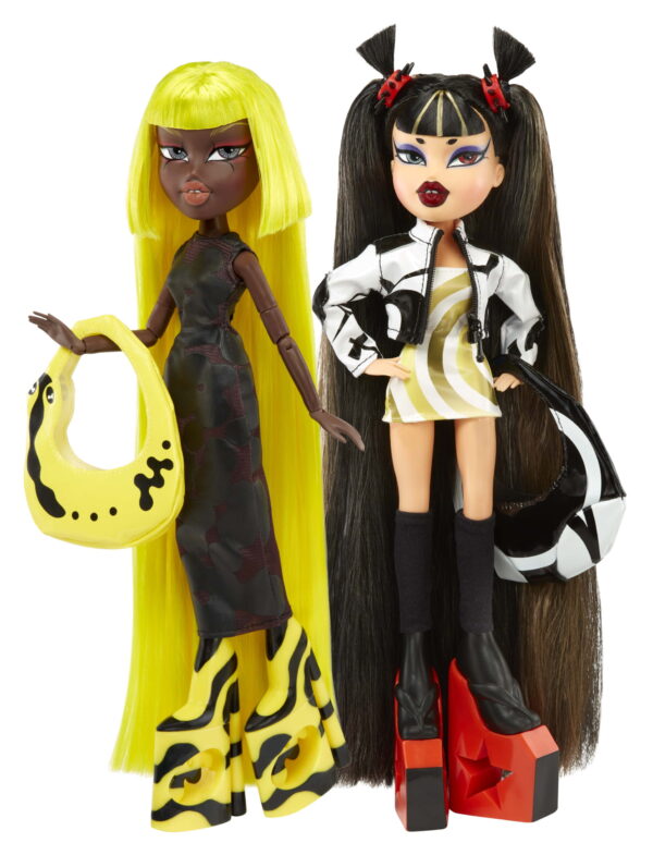 Bratz x Mowalola Special Edition Designer Jade Fashion Doll with 2 Outfits - Image 5