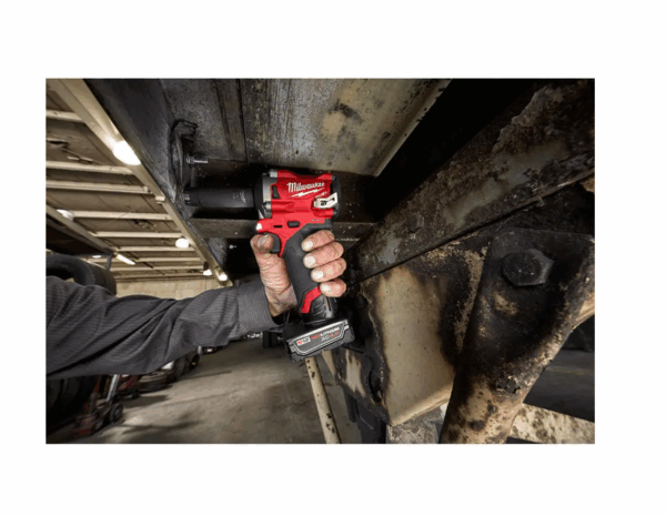 2555-22 M12 FUEL 12V Lithium-Ion Brushless Cordless Stubby 1/2 in. Impact Wrench Kit with One 4.0 and One 2.0Ah Batteries - Image 9