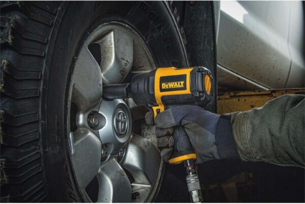 Impact Wrench with Hog Ring, Square Drive, Heavy Duty, 1/2-Inch (DWMT70773L) - Image 3