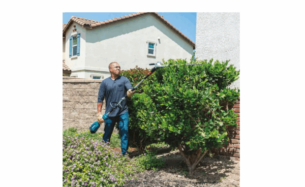 XUX02SM1X2 18V LXT Brushless Cordless Couple Shaft Power Head Kit w/13  String Trimmer   20  Hedge Trimmer Attachments (4.0Ah) - Image 9