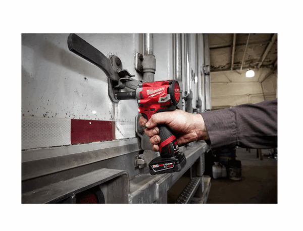2555-22 M12 FUEL 12V Lithium-Ion Brushless Cordless Stubby 1/2 in. Impact Wrench Kit with One 4.0 and One 2.0Ah Batteries - Image 10