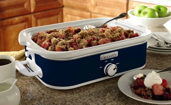 Crock-Pot 3.5 Quart Casserole Slow Cooker   Manual, Food Warmer, Navy Blue (SCCPCCM350-BL) - Image 3