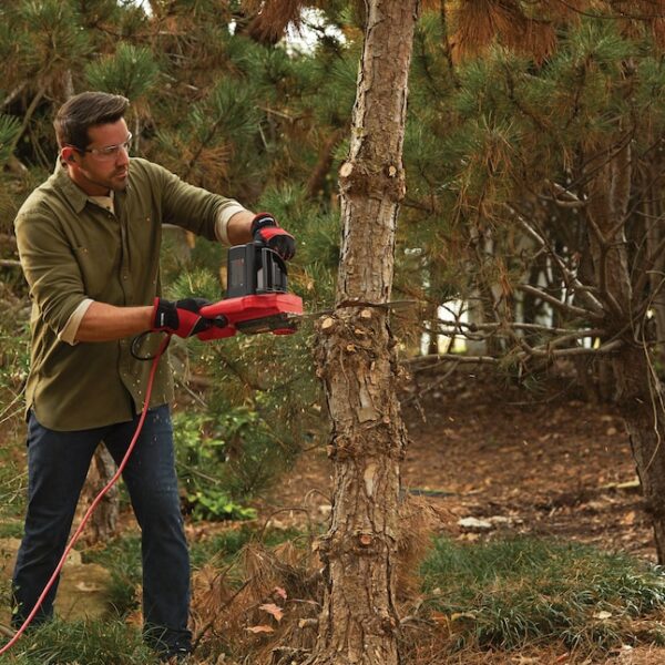 12 Amps 16-in Corded Electric Chainsaw - Image 4