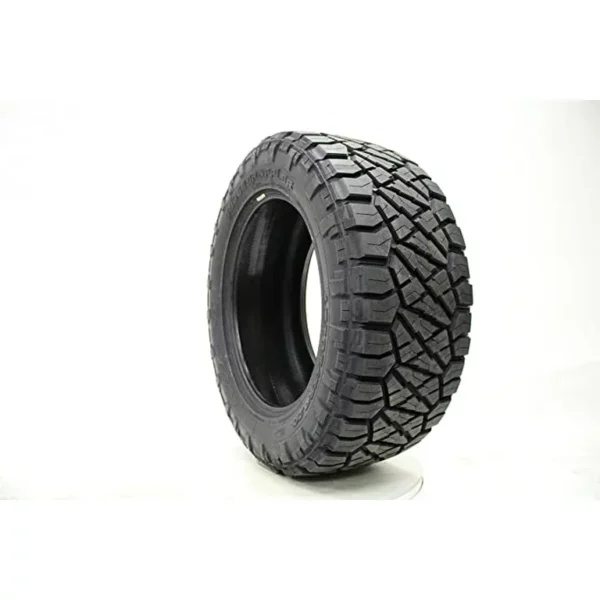 LT255/80R17