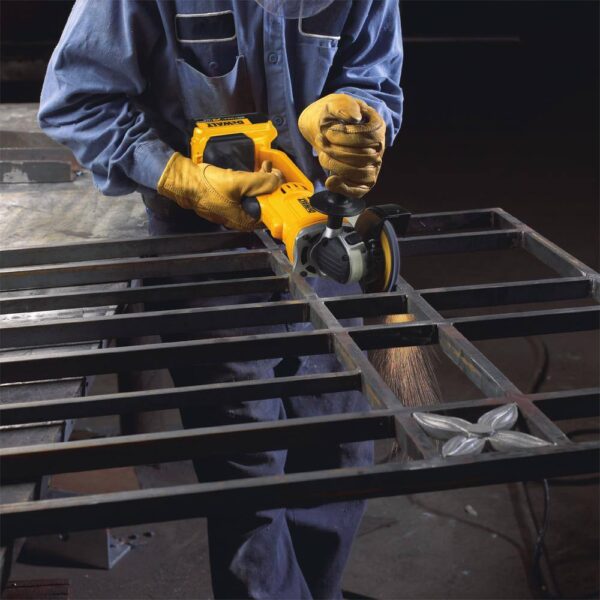 DCB230CwDCG412B 20V MAX Cordless 4.5 in.   5 in. Grinder, (1) 20V Compact 3.0Ah Battery, and 12V-20V MAX Charger - Image 7