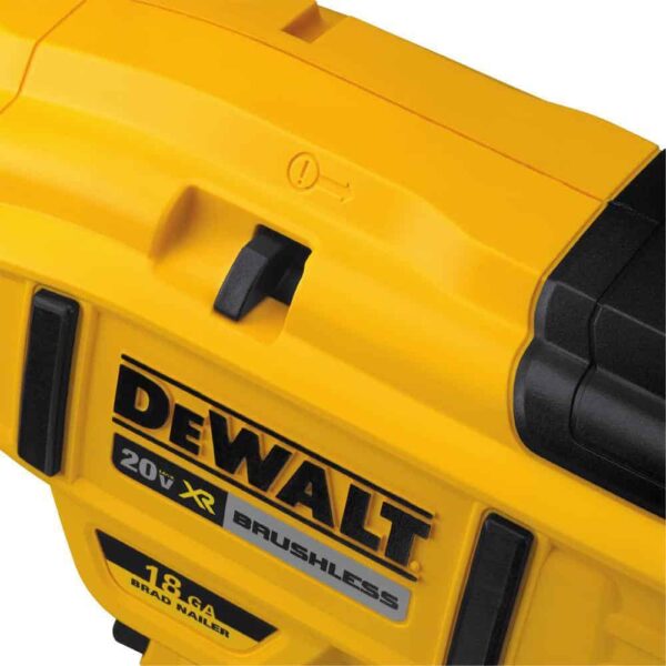 DCN680BW230C 20V MAX XR Lithium-Ion 18-Gauge Nailer, (1) 3.0Ah Battery, and Charger - Image 9