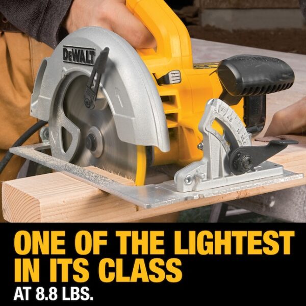 Circular Saw DWE575 15-Amp 7-1/4-in Corded - Image 8