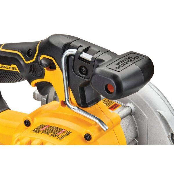DCS565BWDCB240 20V MAX Cordless Brushless 6-1/2 in. Circular Saw with 20V MAX Compact Lithium-Ion 4.0Ah Battery Pack - Image 6