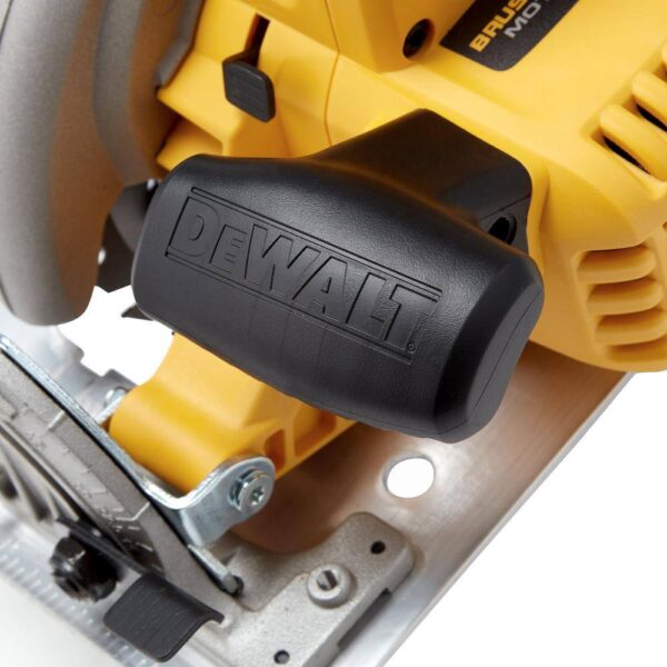 DCS570BW230C 20V MAX XR Cordless Brushless 7-1/4 in. Circular Saw, (1) 20V Compact Lithium-Ion 3.0Ah Battery, and 12V-20V MAX Charger - Image 10
