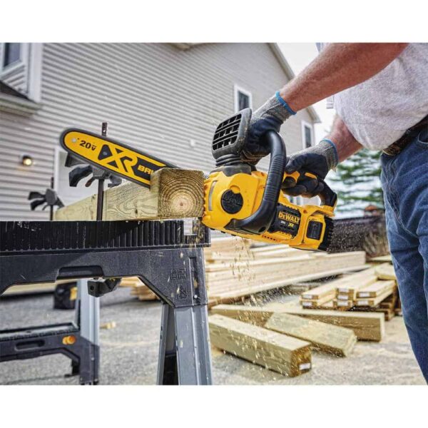 DCCS620BWPR320B 20V MAX 12in. Brushless Battery Powered Chainsaw   Pruner (Tools Only) - Image 9