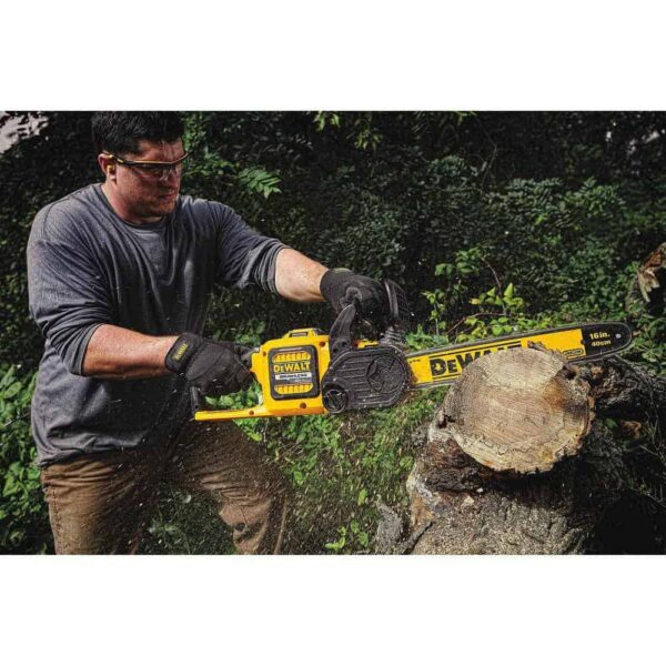 FLEXVOLT 60V MAX 16in. Brushless Cordless Battery Powered Chainsaw Kit with (1) FLEXVOLT 3 Ah Battery   Charger - Image 11