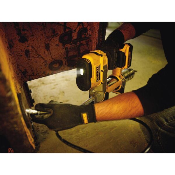 DCGG571Bw4b 20V MAX Cordless 10,000 PSI Variable Speed Grease Gun and (1) 20V MAX XR Premium Lithium-Ion 4.0Ah Battery - Image 13