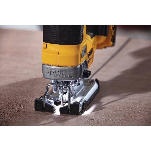 20V MAX XR Cordless Brushless Jigsaw, (1) 20V MAX Compact Lithium-Ion 3.0Ah Battery, and 12V-20V MAX Charger - Image 13