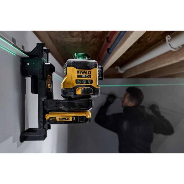 DCLE34031B 20V 3-Beam 360-Degree Laser Level (Tool Only) - Image 6