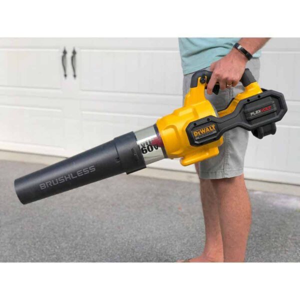 DCBL772BWB609 60V MAX 125 MPH 600 CFM Brushless Cordless Battery Powered Axial Leaf Blower Kit with (1) FLEXVOLT 3Ah Battery   Charger - Image 10