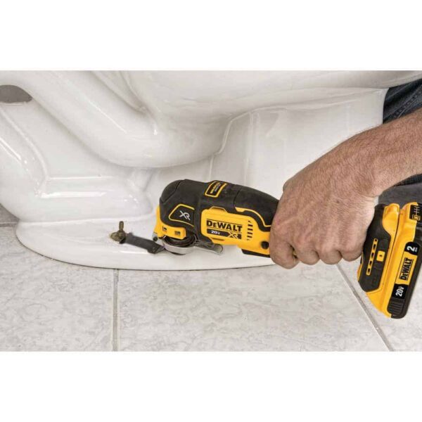 DCD791P1WDCS356 20V MAX XR Cordless Brushless 1/2 in. Drill/Driver Kit and 20V Cordless Brushless Oscillating Tool (Tools Only) - Image 14