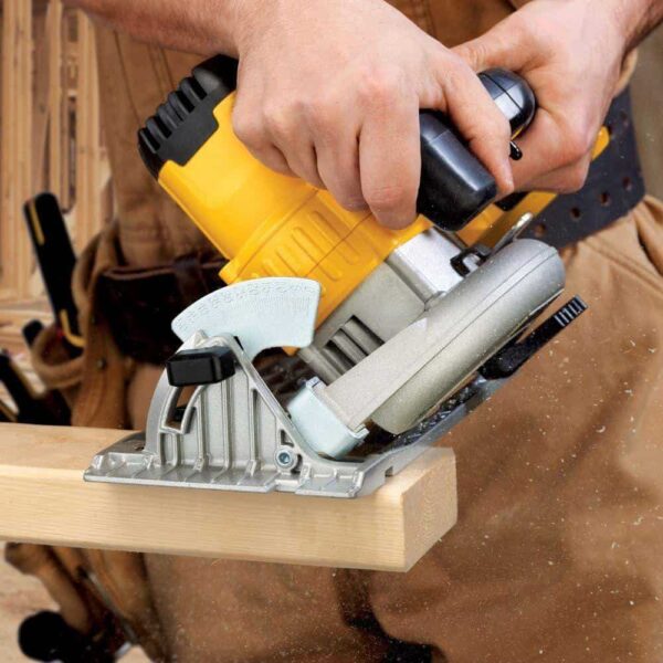 DCD800P1WDCS391 20V MAX XR Lithium-Ion Cordless Compact 1/2 in. Drill/Driver Kit with 20V MAX Cordless 6-1/2 in. Circular Saw - Image 2