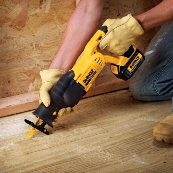 DCS380BW230 20V MAX Cordless Reciprocating Saw and (1) 20V MAX Compact Lithium-Ion 3.0Ah Battery - Image 14