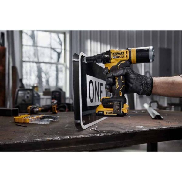 DCF403D1 20-Volt Maximum XR Lithium-Ion Brushless Cordless 3/16 in. Rivet Tool Kit with two 2.0Ah Batteries, Charger and Bag - Image 10