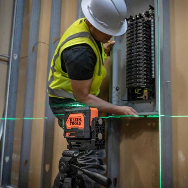 Klein Tools 93PLL Rechargeable Self-Leveling Green Planar Laser Level - Image 10