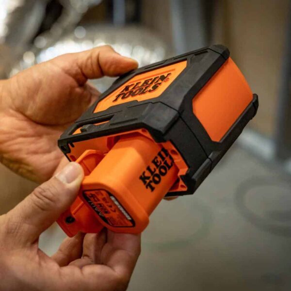 Klein Tools 93PLL Rechargeable Self-Leveling Green Planar Laser Level - Image 9