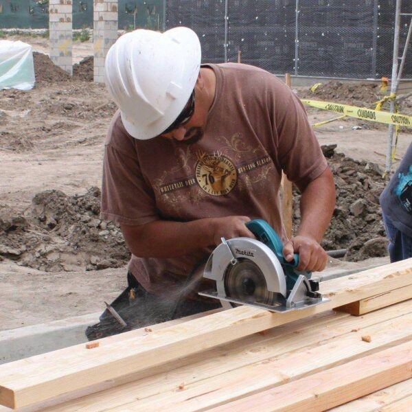 5007F 7-1/4 in. 15 Amp Corded Circular Saw with Dust Port 2 LED Lights 24T Carbide Blade - Image 14