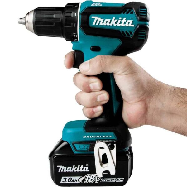 XFD131 18V LXT Lithium-Ion Brushless Cordless 1/2 in. Driver-Drill Kit, 3.0Ah - Image 6
