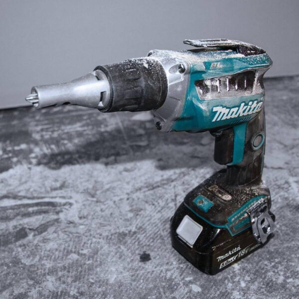 XSF03T 18V 5.0Ah LXT Lithium-Ion Brushless Cordless Drywall Screwdriver Kit - Image 7